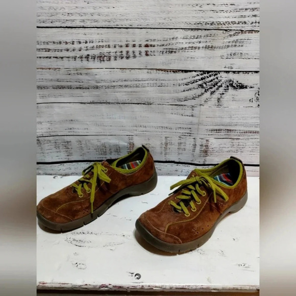Dansko‎ Elise Suede Sneaker in Brown Lime Green size 6.5-7/37 Comfort Hiking - Picture 2 of 7